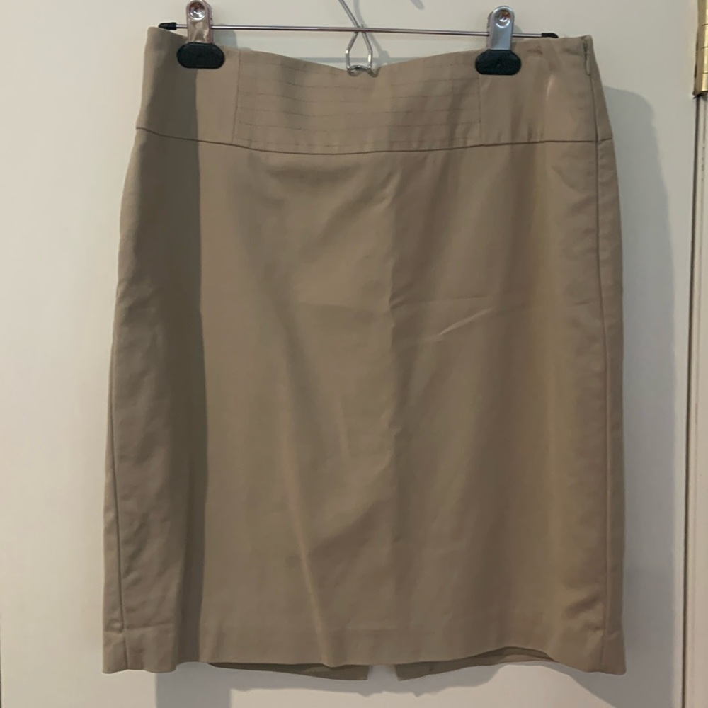 Banana Republic pencil skirt size 8